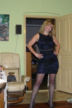 J’ai un marteau-piqueur dans la culotte et toi t’es mon chantier Claire - rencontre-Milf-Nantes