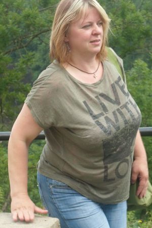 Une envie de spontanéité estivale Carmen - rencontre-Cougar-Cherbourg-en-Cotentin