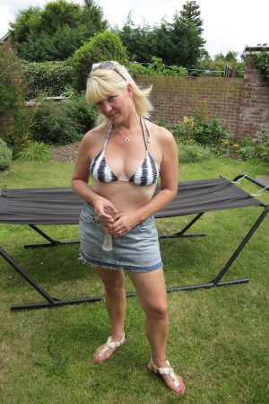 Envie de compagnie, là, maintenant Amélie - rencontre-MILF-Cannes