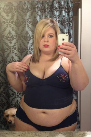 Nadia - rencontre-Milf-Issy-les-Moulineaux