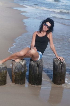 Elena - rencontre-Milf-Levallois-Perret
