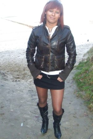 En manque ce soir 😈 Elena - rencontre-Milf-Limoges