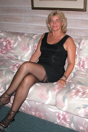 Besoin de réconfort et de sensations fortes Sandrine - rencontre-Milf-Saint-Denis