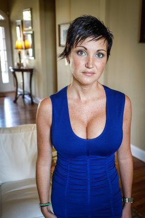 Suzanne - rencontre-Milf-Vénissieux