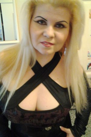Gabrielle - rencontre-Cougar-Chelles