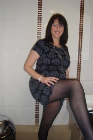 Céline - rencontre-Cougar-Fréjus