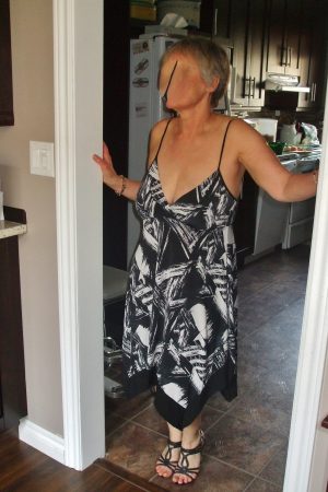 Envie de profiter d’un peu de chaleur Elodie - rencontre-Cougar-Laval