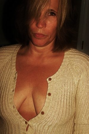 Céline - rencontre-Milf-Hyères