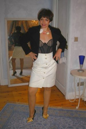Une soirée tranquille avec un bon plat Luciana - rencontre-Cougar-Angers