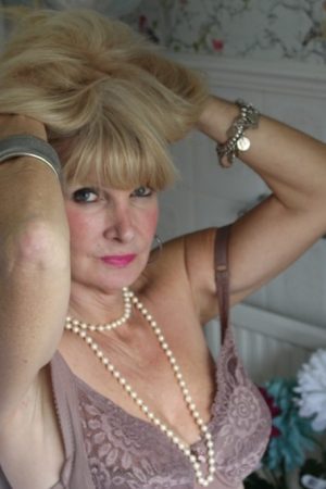 Lisette - rencontre-Cougar-Marseille