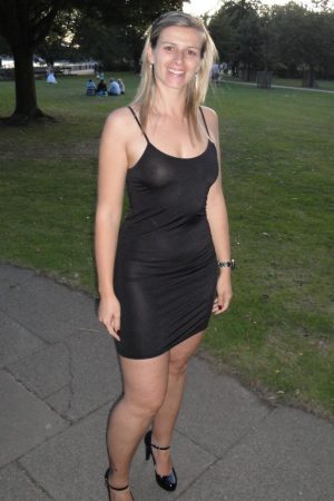 Coralie - rencontre-Milf-Mantes-la-Jolie