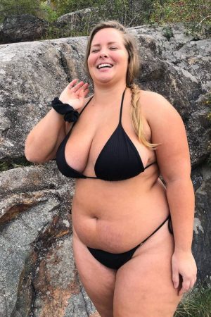 Dimanche trop doux à 43 ans Marceline - rencontre-Milf-Saint-Brieuc