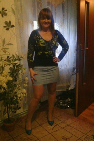 Viens me faire jouir Julie - rencontre-Cougar-Castres