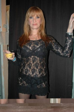 Tranquille 😈 Roxane - rencontre-MILF-Melun