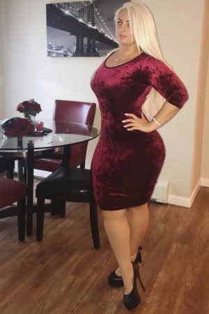 La vie ne m’attend pas, je suis seule depuis un moment Laura - rencontre-Milf-Melun