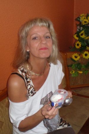 Clémence - rencontre-Cougar-Nice